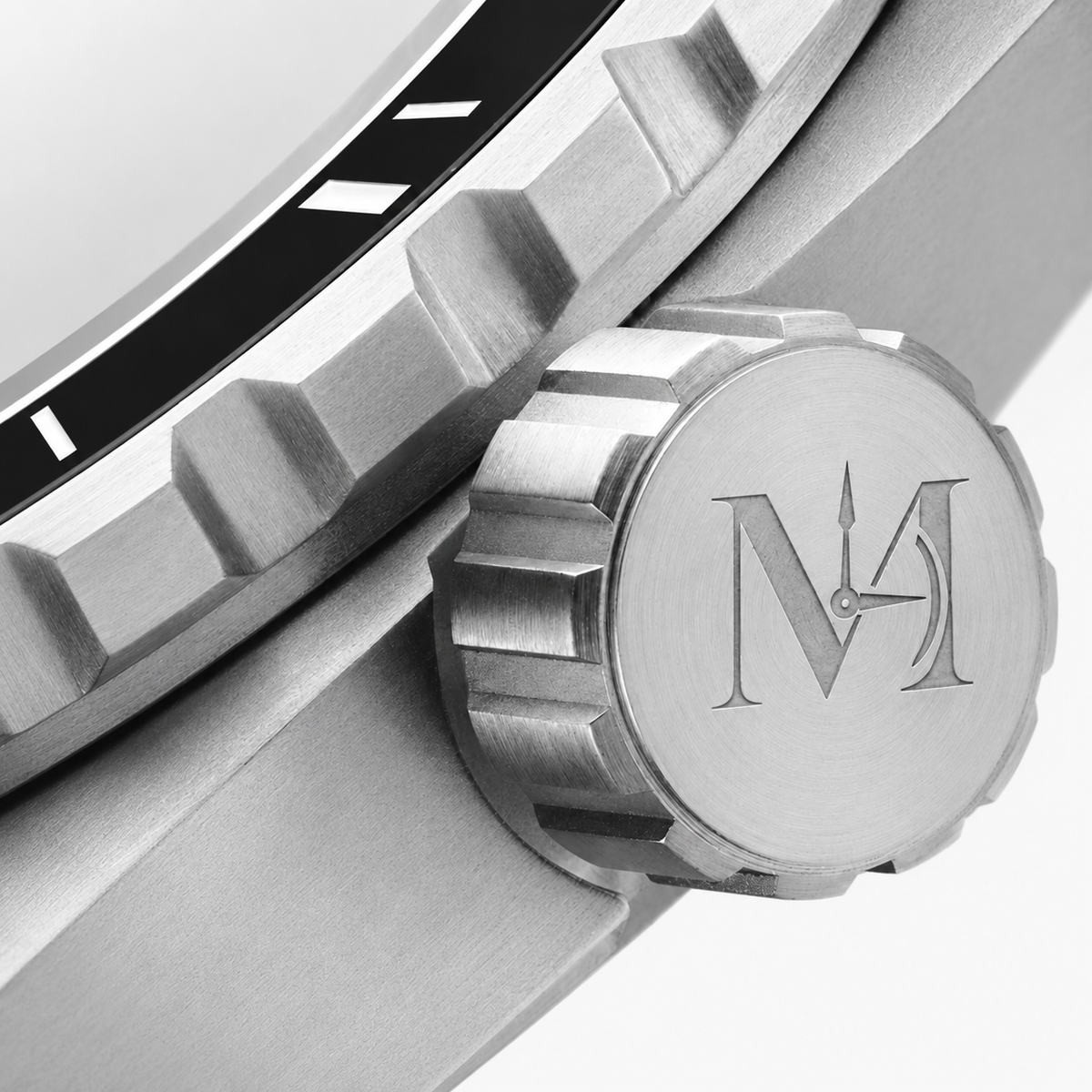 Arctic B Titanium
